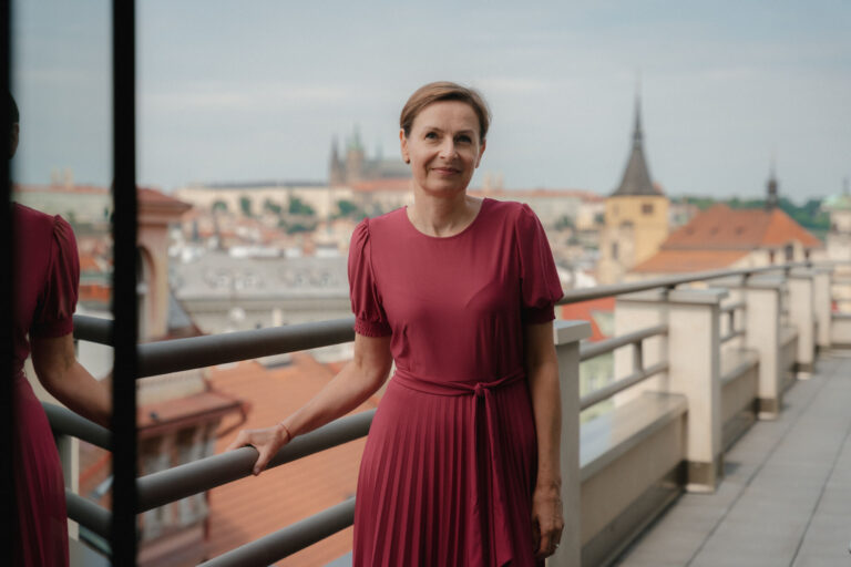 Cesta k rovnováze, Jana Neuwerthová Šmýdová